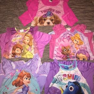Night gowns size 4/5